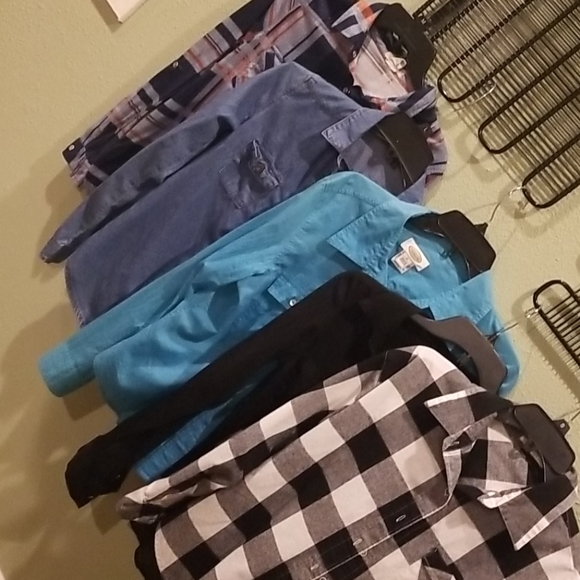 5 button up bundle - Picture 2 of 7